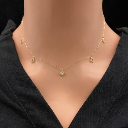 عقد شوكر ذهب عيار 18 الوزن 0.92 جرام