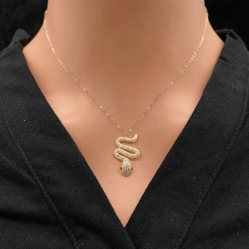 عقد ذهب عيار 18 الوزن 1.19 جرام