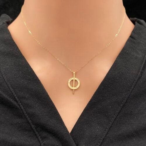 عقد ذهب عيار 18 الوزن 1.12 جرام