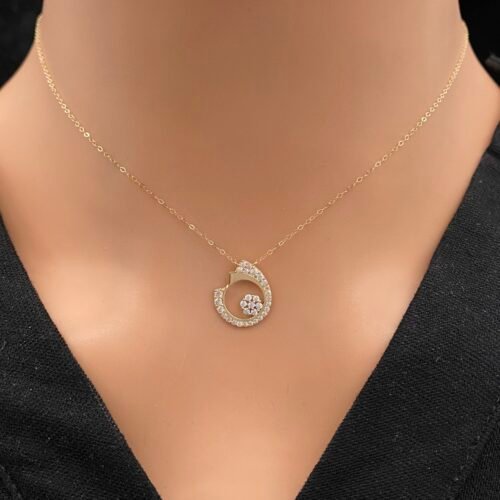 عقد ذهب عيار 18 الوزن 0.96 جرام