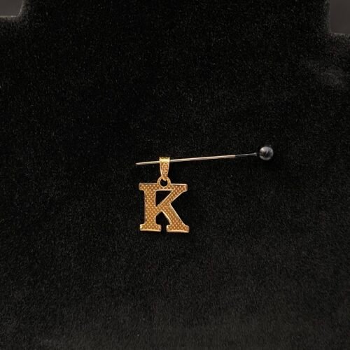 حرف ذهب عيار 18 حرف K وزن 0.82 جرام | قمة زاوية الشفاء للذهب والمجوهرات