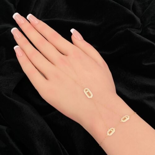 كف ذهب عيار 18 وزن 1.4 جرام تصميم عصري راقي يناسب جميع الأذواق والمناسبات من معارض قمة زاوية الشفاء للذهب والمجوهرات بالرياض