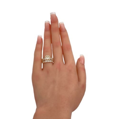 تونز ذهب عيار 18 الوزن  3.71 جرام