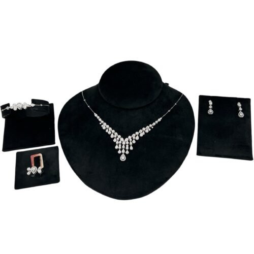 طقم ذهب عيار 18 الوزن 16 جرام