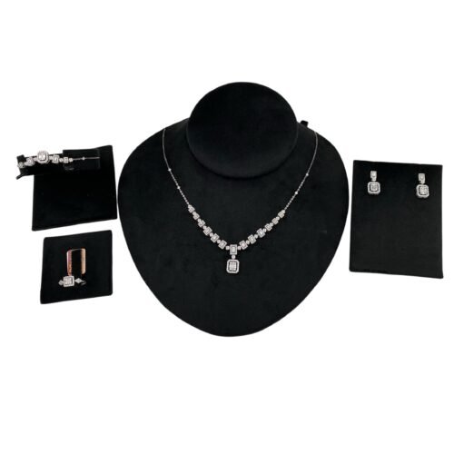 طقم ذهب عيار 18 الوزن 13.13 جرام