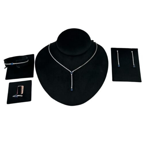 طقم ذهب عيار 18 الوزن 14.52 جرام