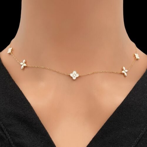 عقد ذهب عيار 18 الوزن 1.82 جرام