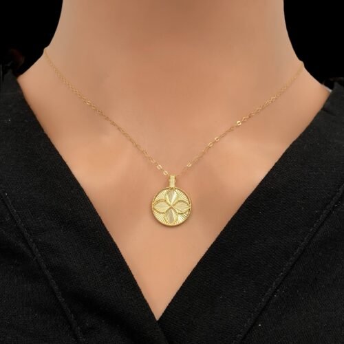 عقد زاوية الشفاء ذهب عيار 18 الوزن 1.4 جرام