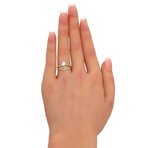 تونز ذهب عيار 18 الوزن 2.16 جرام