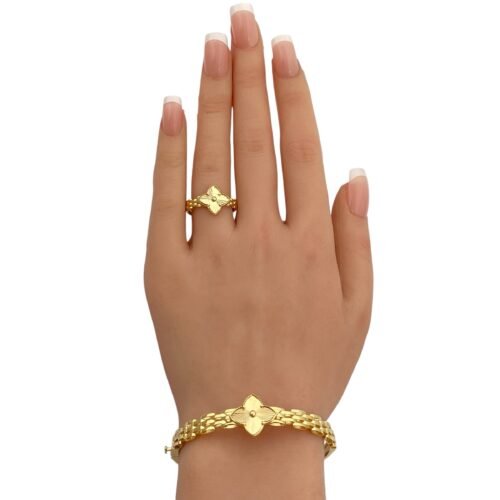 إسوارة وخاتم ذهب عيار 18 الوزن 11.13 جرام