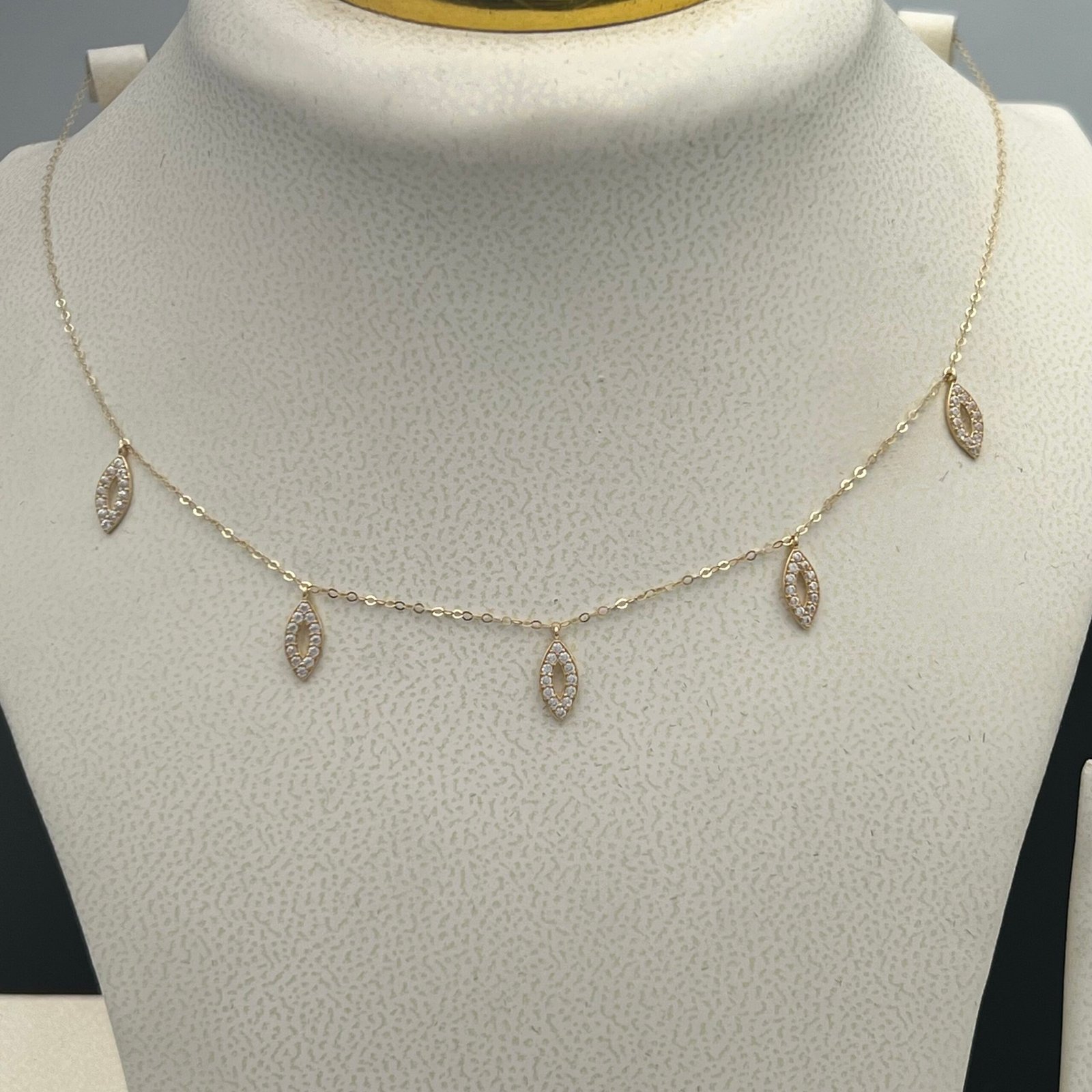 نصف طقم ذهب مواليد عيار 18 الوزن 1.59 جرام 2 نصف طقم ذهب مواليد عيار 18 الوزن 1.59 جرام - الصورة 2