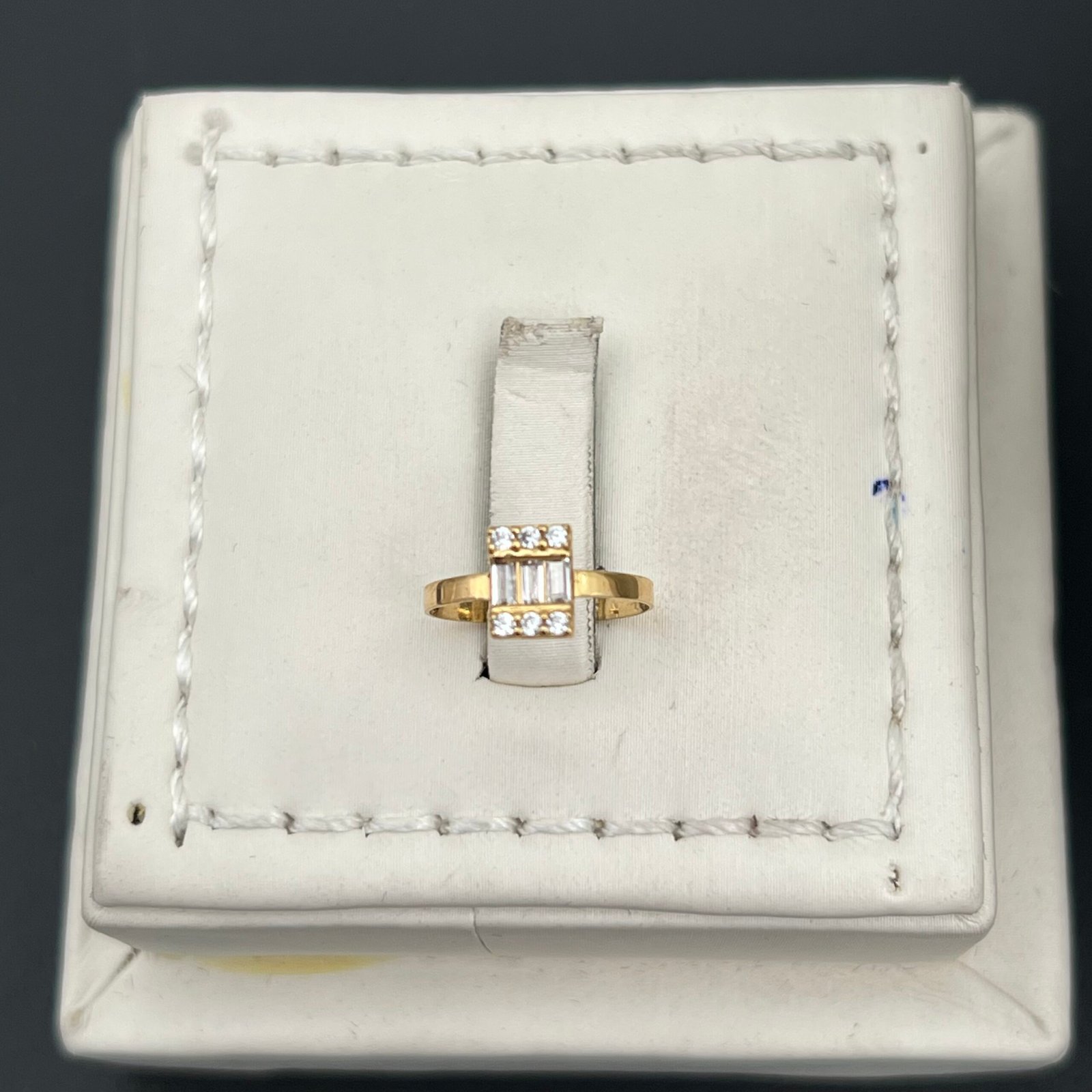 نصف طقم ذهب مواليد عيار 18 الوزن 1.79 جرام 3 نصف طقم ذهب مواليد عيار 18 الوزن 1.79 جرام - الصورة 3