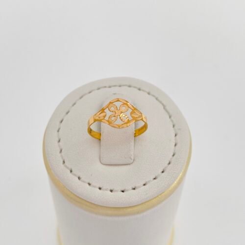 خاتم اطفال ذهب عيار 21 الوزن 0.69 جرام