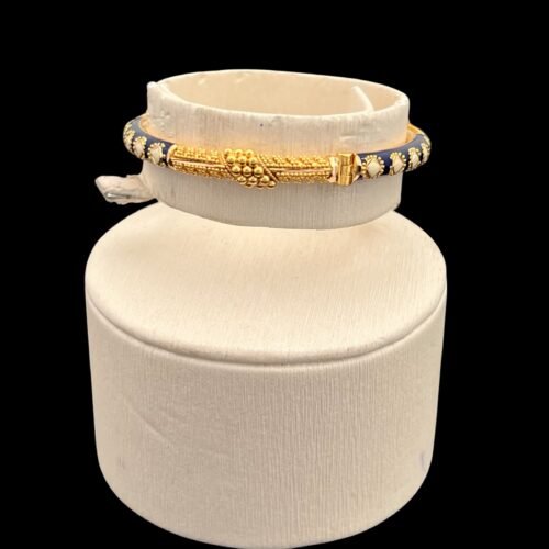 اسوارة ذهب للاطفال عيار 18 وزن 8.18 جرام بتصميم أنيق | قمة زاوية الشفاء للذهب والمجوهرات