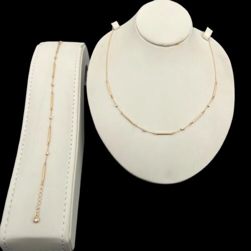 عقد و اسوارة ذهب عيار 18 الوزن 4.13 جرام