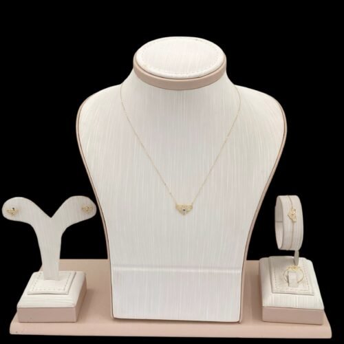 طقم ذهب عيار 18 الوزن  2.72 جرام