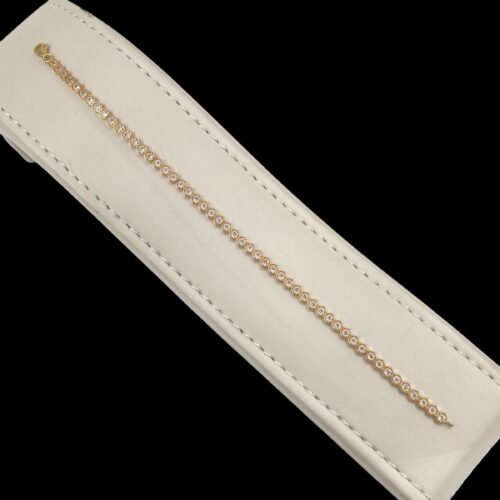 اسواره ذهب عيار 18 الوزن 7.38 جرام