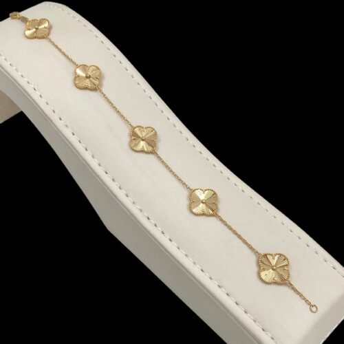 اسواره ذهب عيار 18 الوزن 7.55 جرام