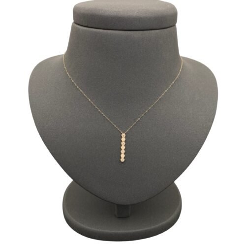 عقد ذهب عيار 18 الوزن 0.95 جرام