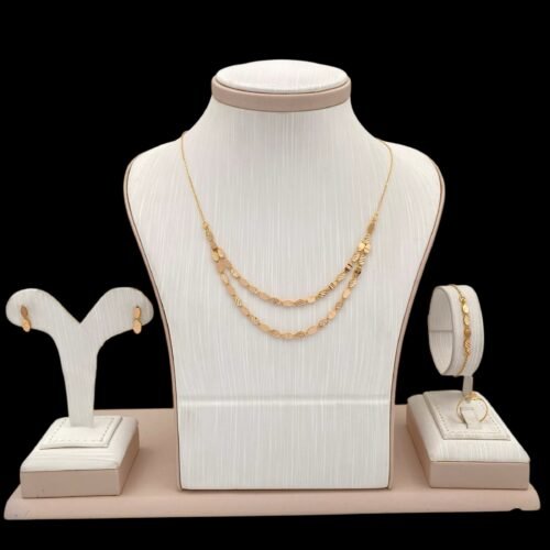 طقم ذهب عيار 21 وزن 9.77 جرام تصميم ملكي فاخر من قمة زاوية الشفاء للذهب والمجوهرات في الرياض