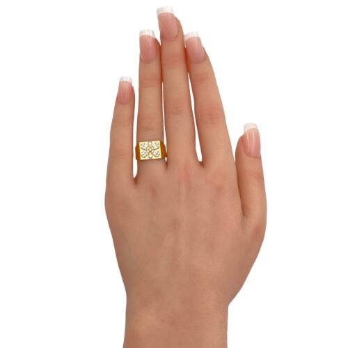 خاتم ذهب عيار 18 الوزن 2.26 جرام