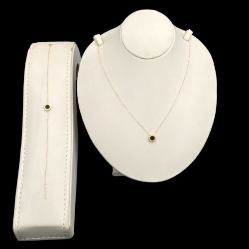 عقد وإسواره ذهب عيار 18 الوزن 0.95 جرام