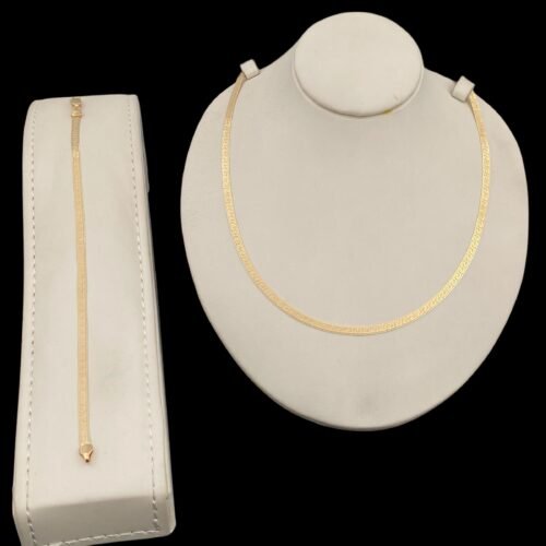 عقد واسوارة فلات ذهب عيار 18 الوزن  9.93 جرام