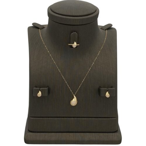 نصف طقم مواليد ذهب عيار 18 الوزن 1.98 جرام