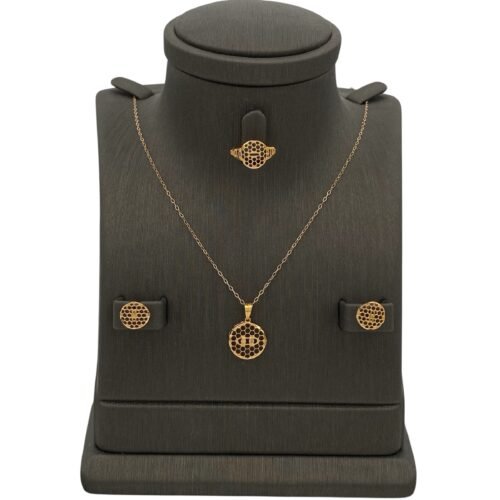 نصف طقم ذهب مواليد عيار 21 الوزن 2.53 جرام