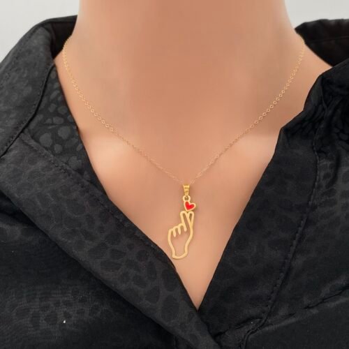 عقد ذهب عيار 18 الوزن 0.92 جرام