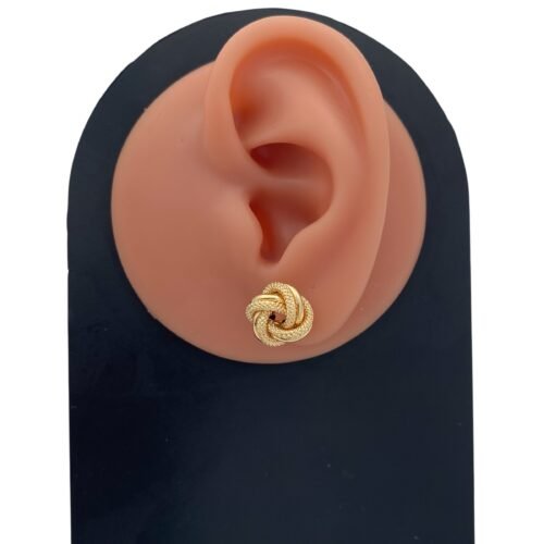 حلق ذهب عيار 18 الوزن 2.05 جرام