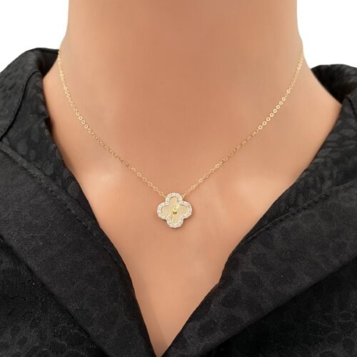 عقد ذهب عيار 18 الوزن 1.4 جرام