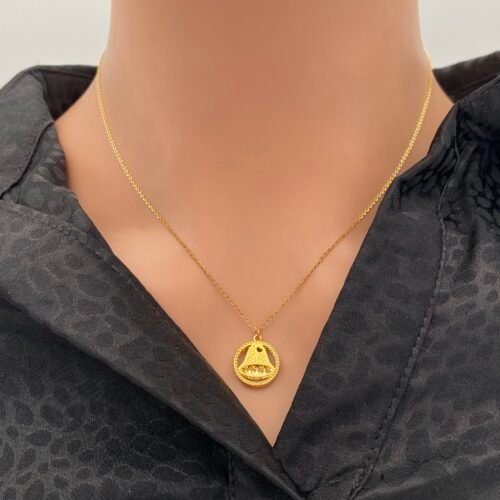 عقد ذهب عيار 21 الوزن 2.98 جرام