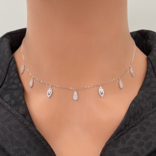 عقد ذهب عيار 18 الوزن 1.97 جرام