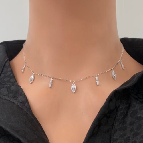 عقد ذهب عيار 18 الوزن 1.81 جرام