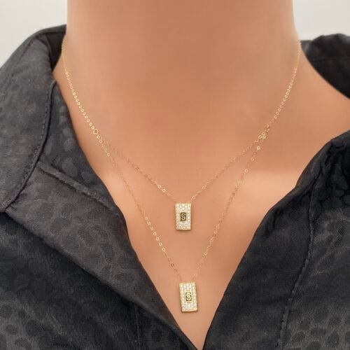 عقد ذهب عيار 18 الوزن 1.09 جرام