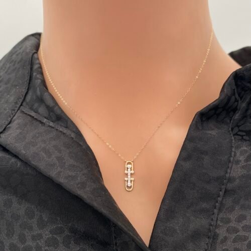 عقد ذهب عيار 18 الوزن 0.53 جرام