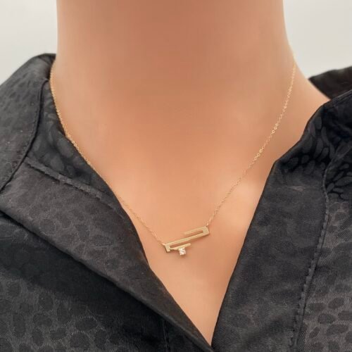 عقد ذهب عيار 18 الوزن 0.59 جرام