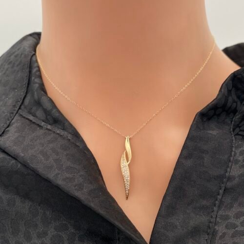 عقد ذهب عيار 18 الوزن 1.19 جرام