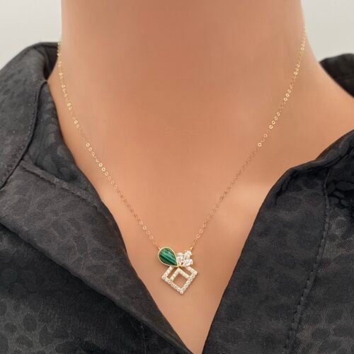 عقد ذهب عيار 18 الوزن 1.19 جرام