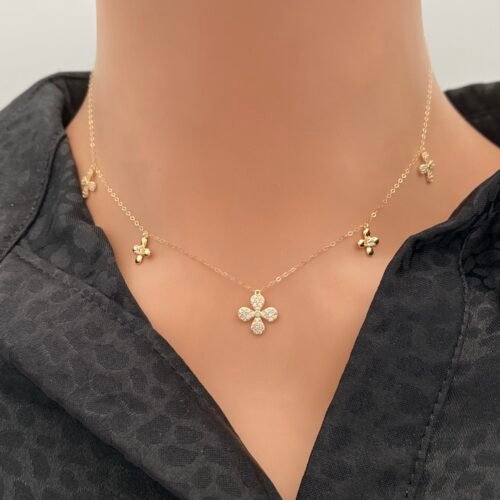 عقد ذهب عيار 18 الوزن 1.39 جرام