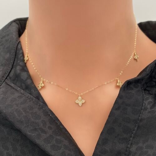 عقد ذهب عيار 18 الوزن 1.65 جرام