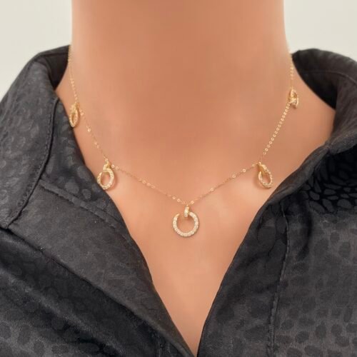 عقد ذهب عيار 18 الوزن 1.81 جرام