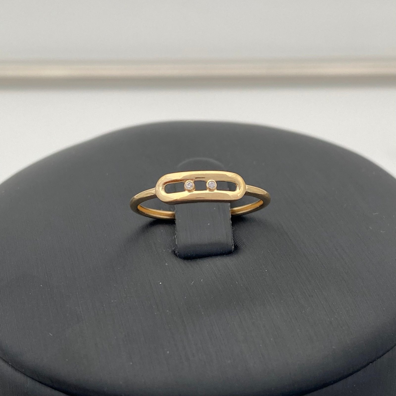 طقم ذهب عيار 18 وزن 4.83 جرام تصميم متقن يبرز أناقتك في كل المناسبات 2 طقم ذهب عيار 18 وزن 4.83 جرام تصميم متقن يبرز أناقتك في كل المناسبات - الصورة 2