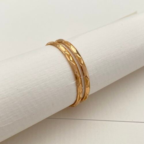 غوايش اطفال ذهب عيار 21 الوزن 3.84 جرام