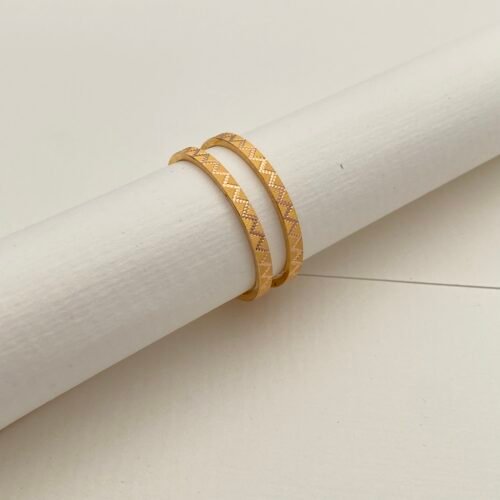 غوايش اطفال ذهب عيار 21 الوزن 3.87 جرام