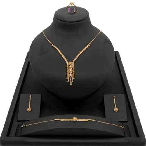 طقم ذهب عيار 21 الوزن 14.12 جرام