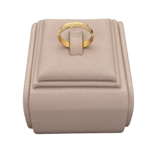 دبله ذهب عيار 21 الوزن 0.76 جرام