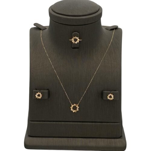 نصف طقم أطفال ذهب عيار 18 الوزن 1.72 جرام