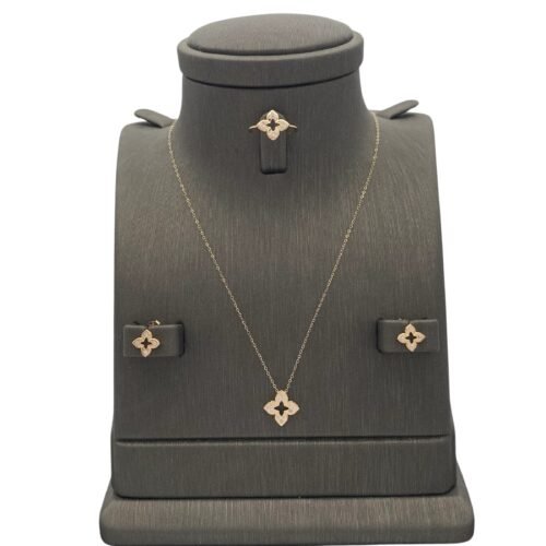 نصف طقم اطفال ذهب عيار 18 الوزن 1.79 جرام